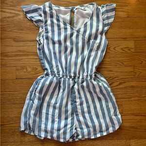 Abercrombie Kids Blue and White Romper with Pockets Size 11/12
